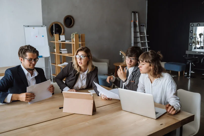 organizacion de tareas en una empresa